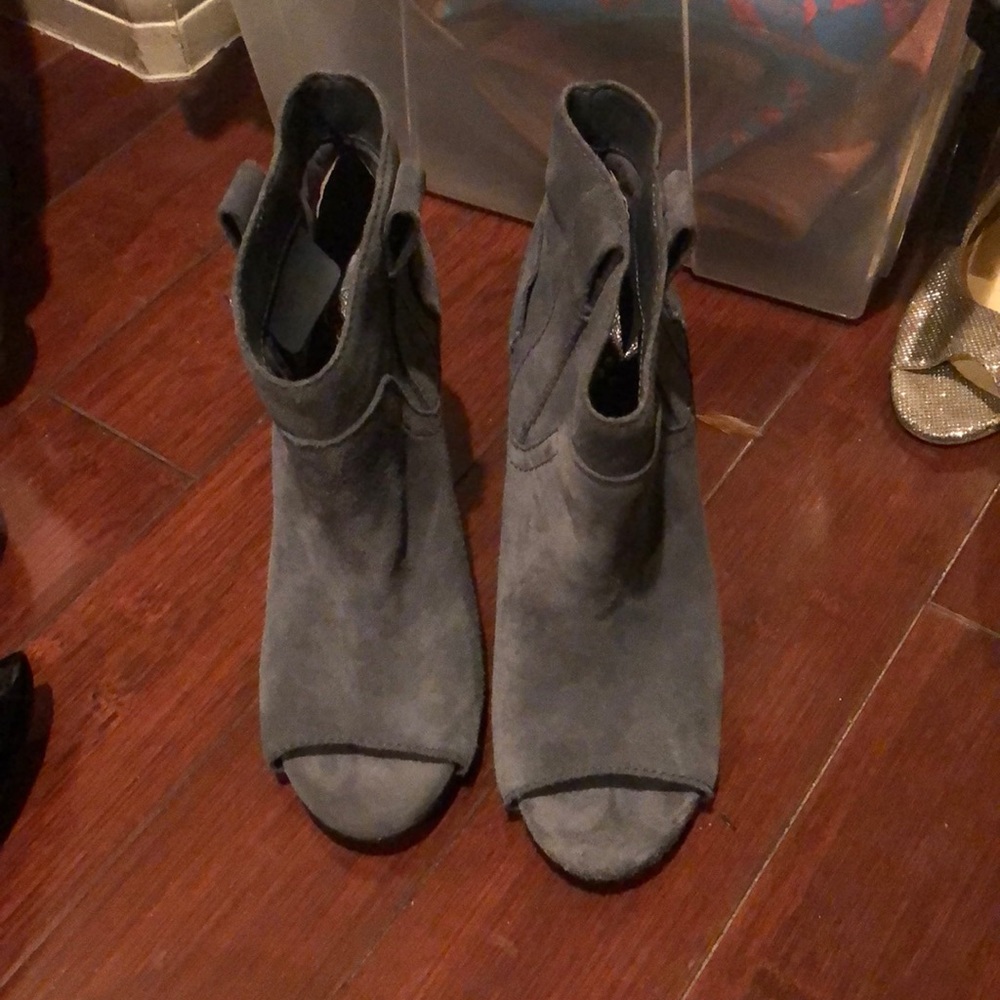 Vince Camuto Heels